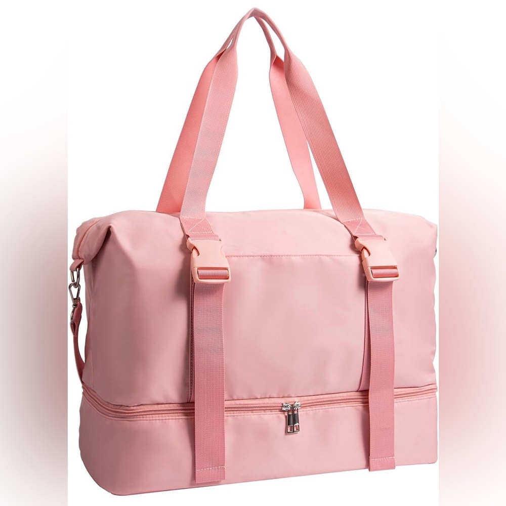 NEW, Travel Duffle with Shoe Compartments
